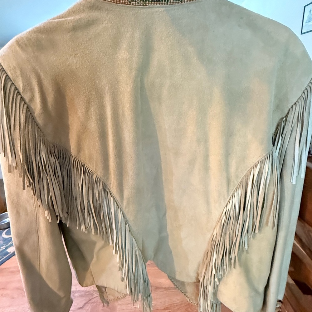 Beige Fringed Leather Jacket - Picture 5 of 9